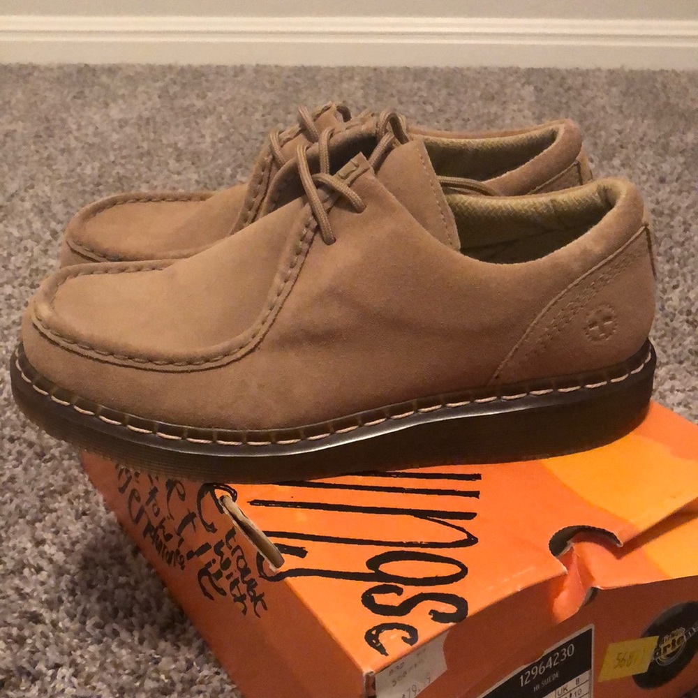 Dr. Martens “Kiera”